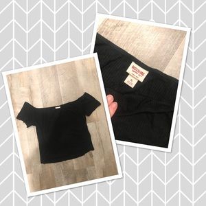 Straight across black crop top XL